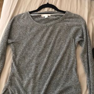 Zella green dolphin hem sweater NWOT